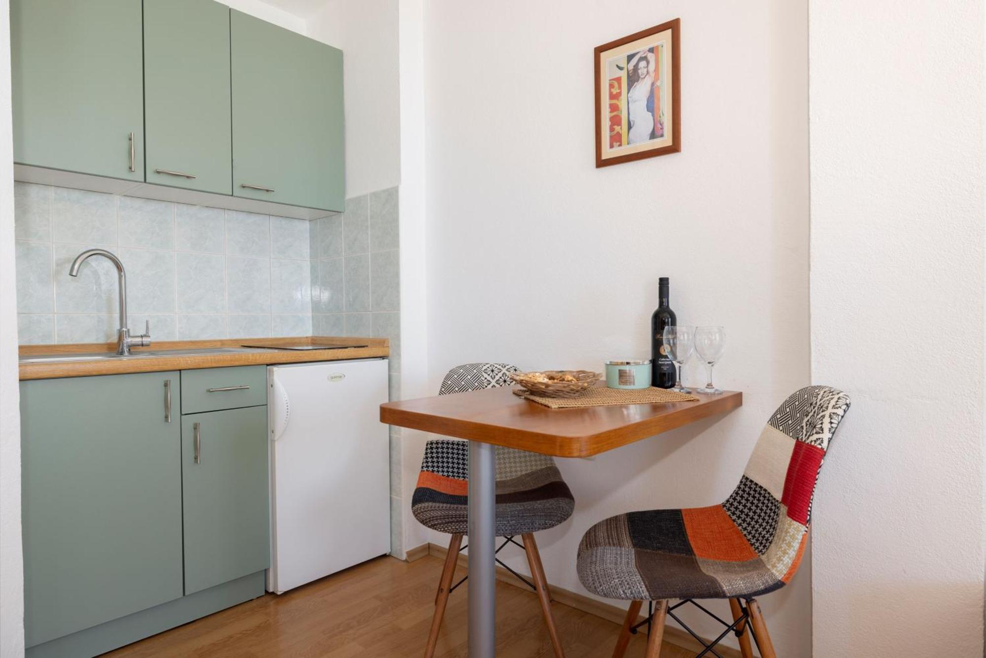 Jasminka Apartments Podgora Luaran gambar